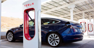 Stock Market Today: Stocks Fall As Google, Tesla Earnings Loom; Netflix Dives On Results (Live Coverage)