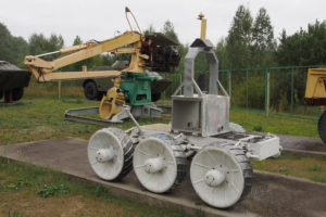 Versatile robot uses tracked flippers to traverse varying terrain