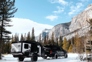 Tactical zero-wood 4×4 camper pod revels in Canadian weather and wilds
