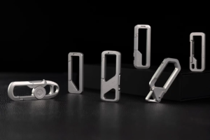 Mag-locking carabiner keychains boast three levels of security