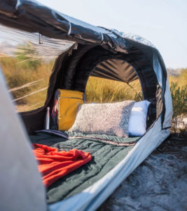 15-sec push-button tent airs out into big panorama