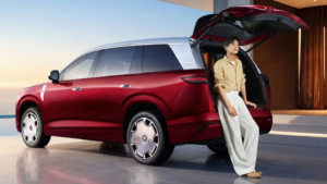 BYD's $35,500 flagship SUV breaks major record ahead of export west