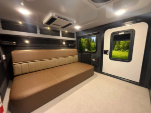 Slick pod camper solves micro-camping's biggest problem